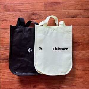 lululemon athletica Black and Mint Tote Bag Set